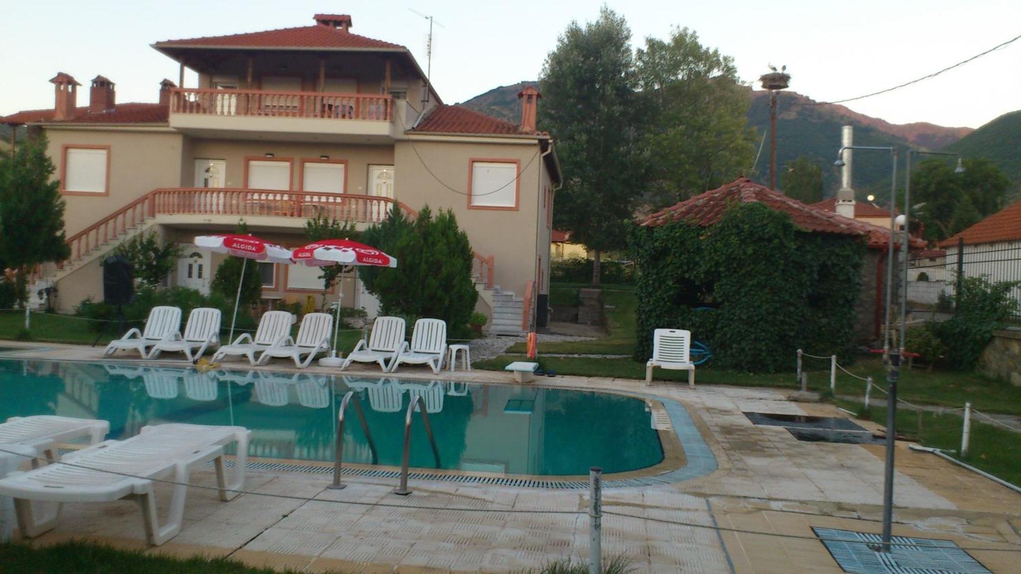 Villa Platythea Platy  Екстериор снимка