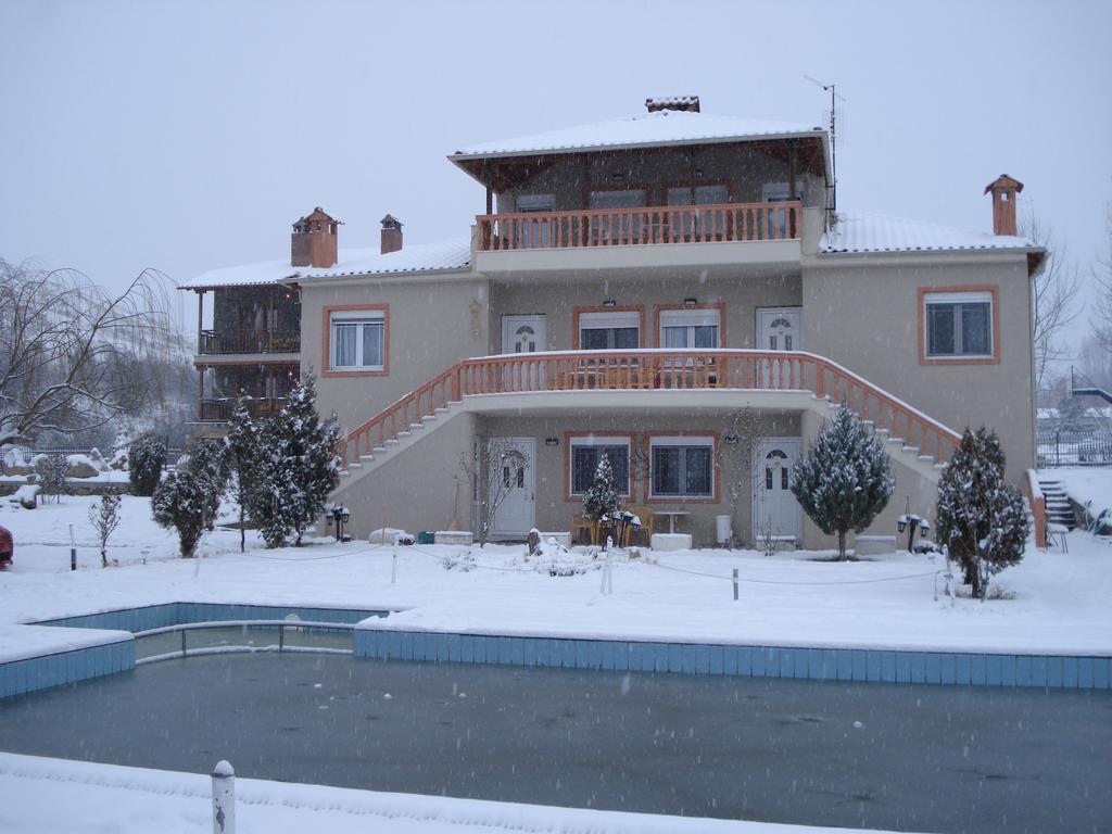 Villa Platythea Platy  Екстериор снимка
