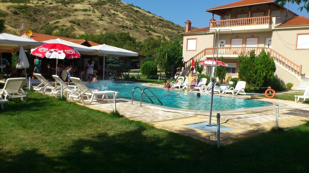Villa Platythea Platy  Екстериор снимка