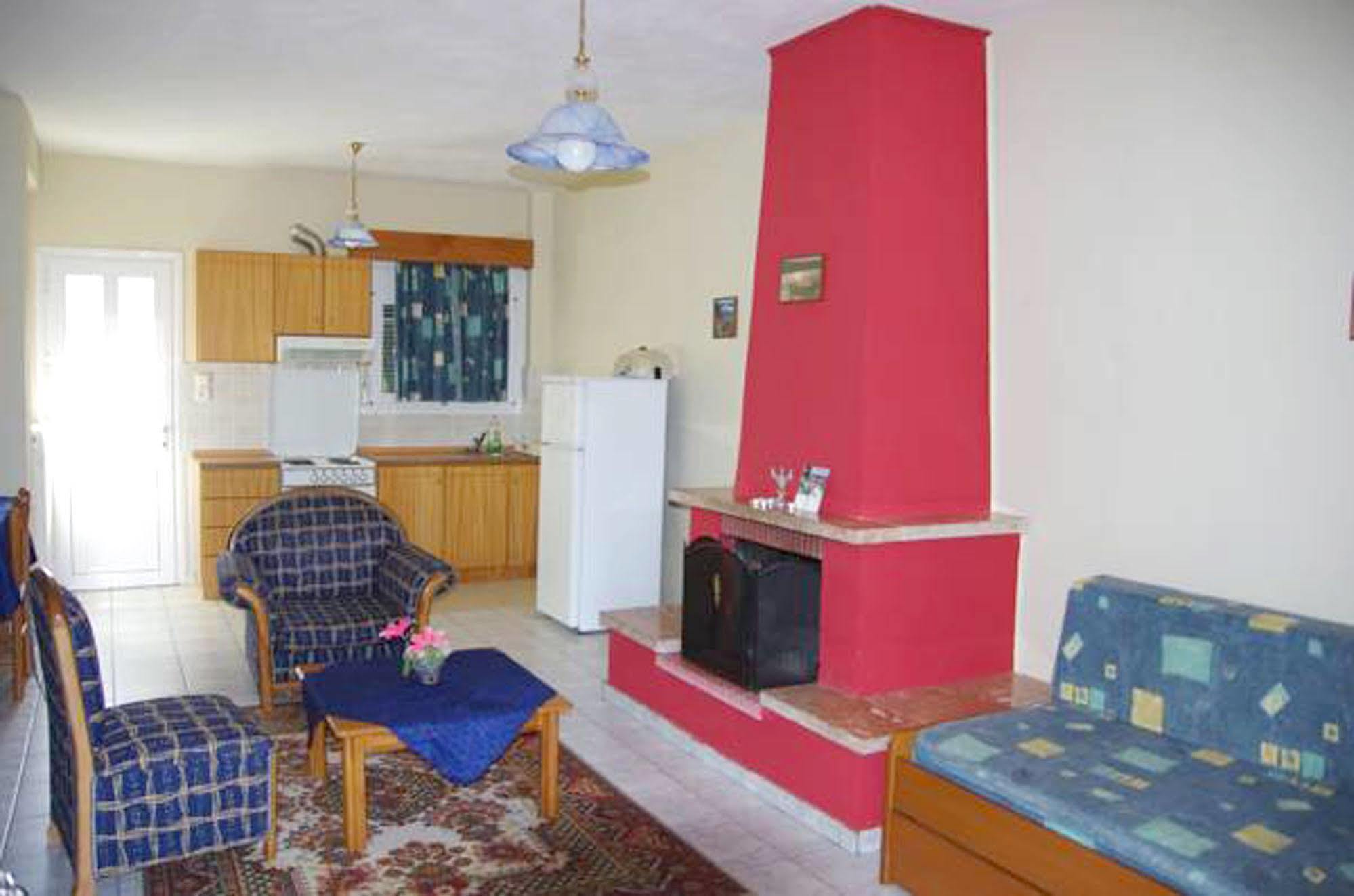 Villa Platythea Platy  Екстериор снимка
