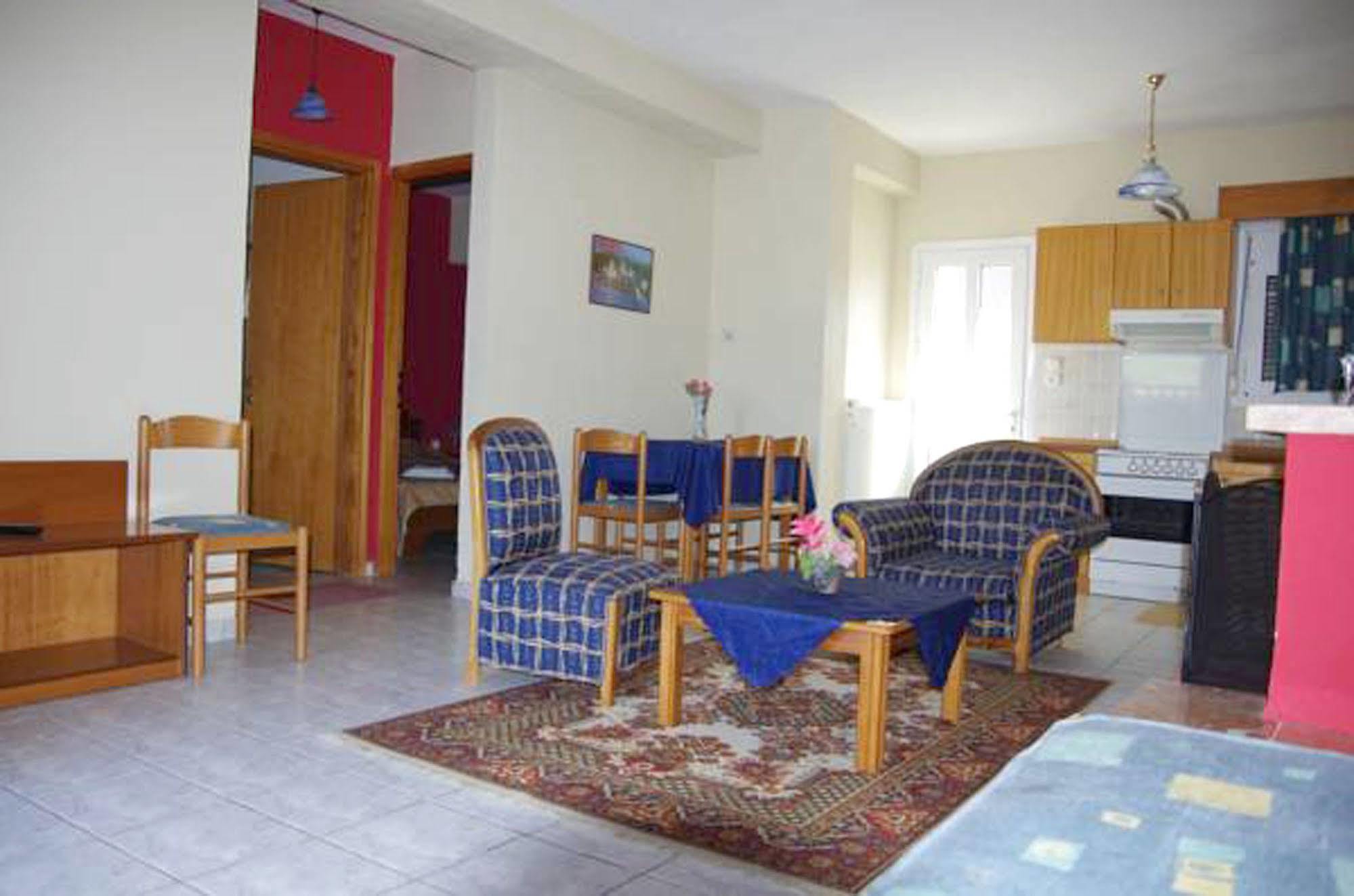 Villa Platythea Platy  Екстериор снимка