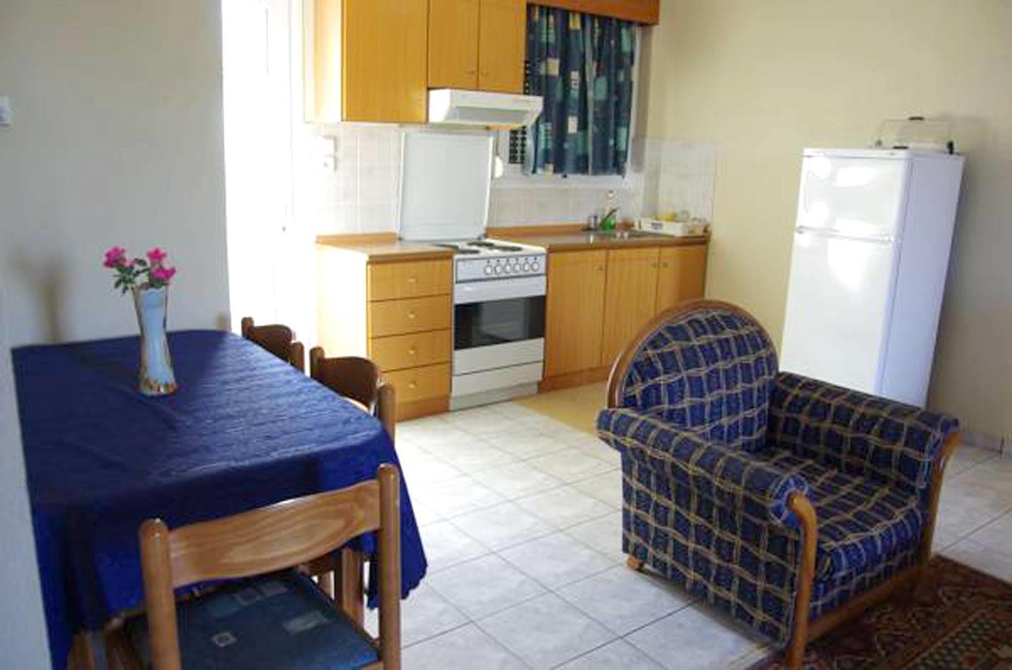 Villa Platythea Platy  Екстериор снимка