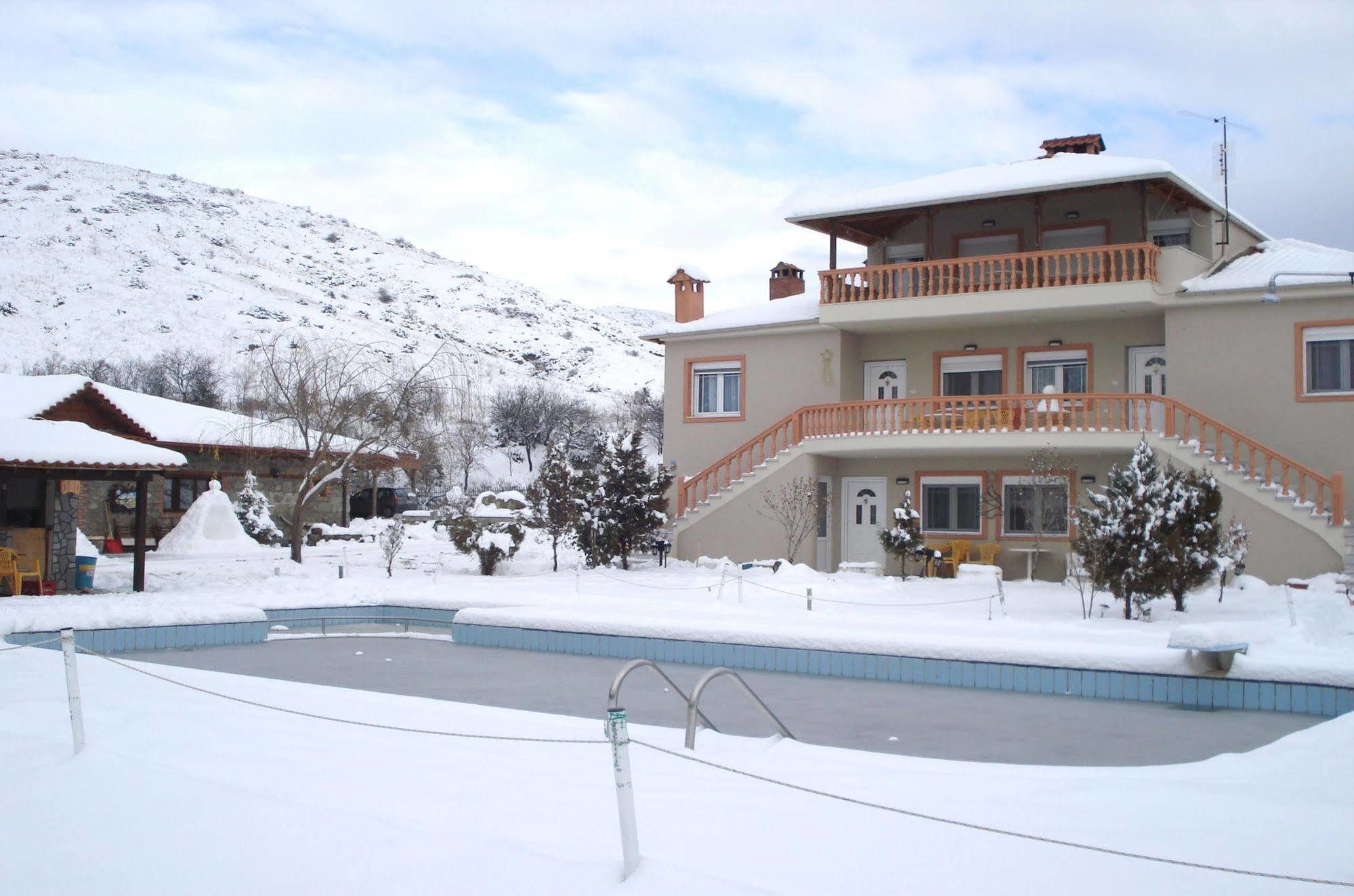 Villa Platythea Platy  Екстериор снимка
